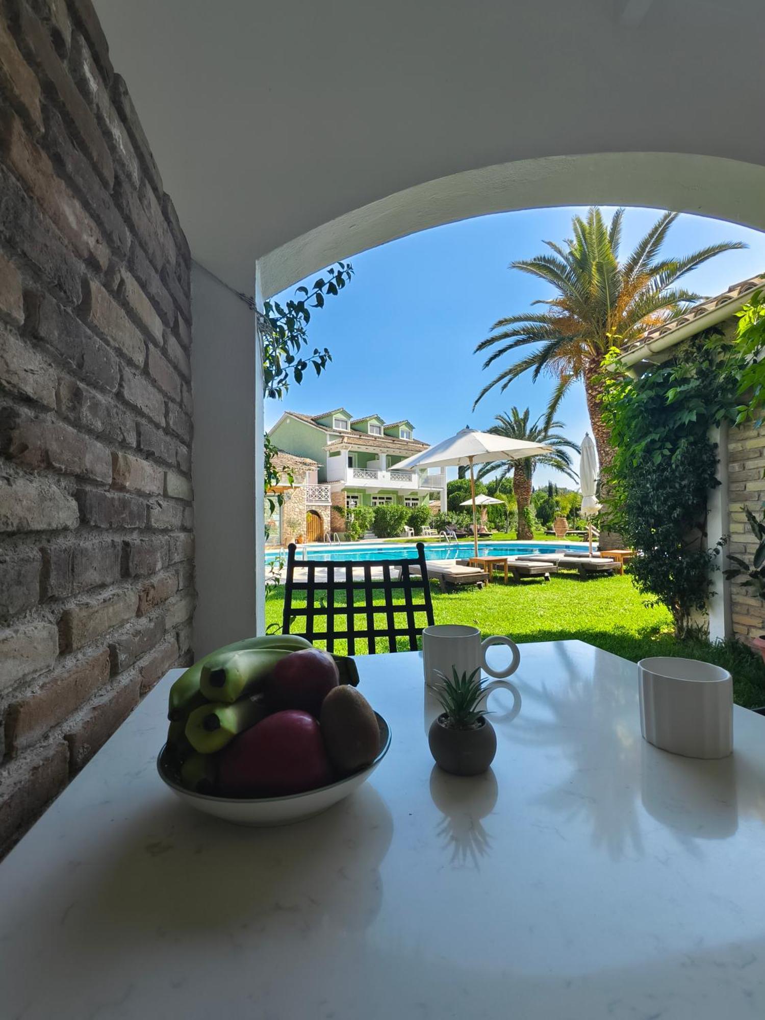 Valentino Corfu Aparthotel Ípszosz Kültér fotó
